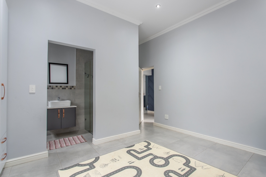 3 Bedroom Property for Sale in Wellington North Western Cape